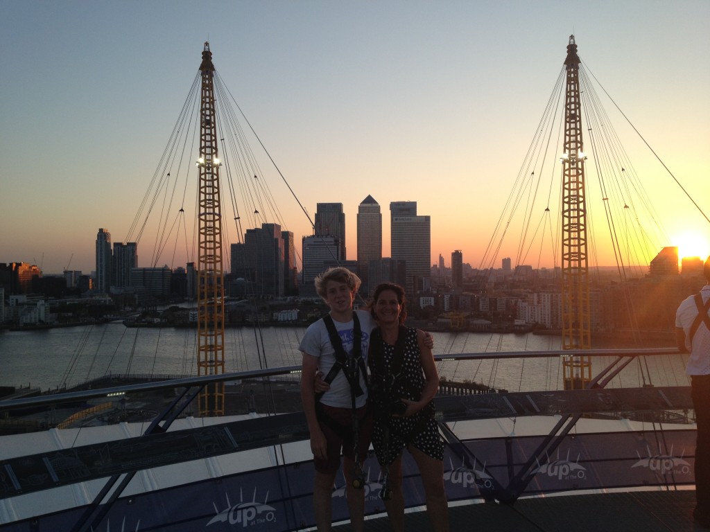 Sunset up the O2